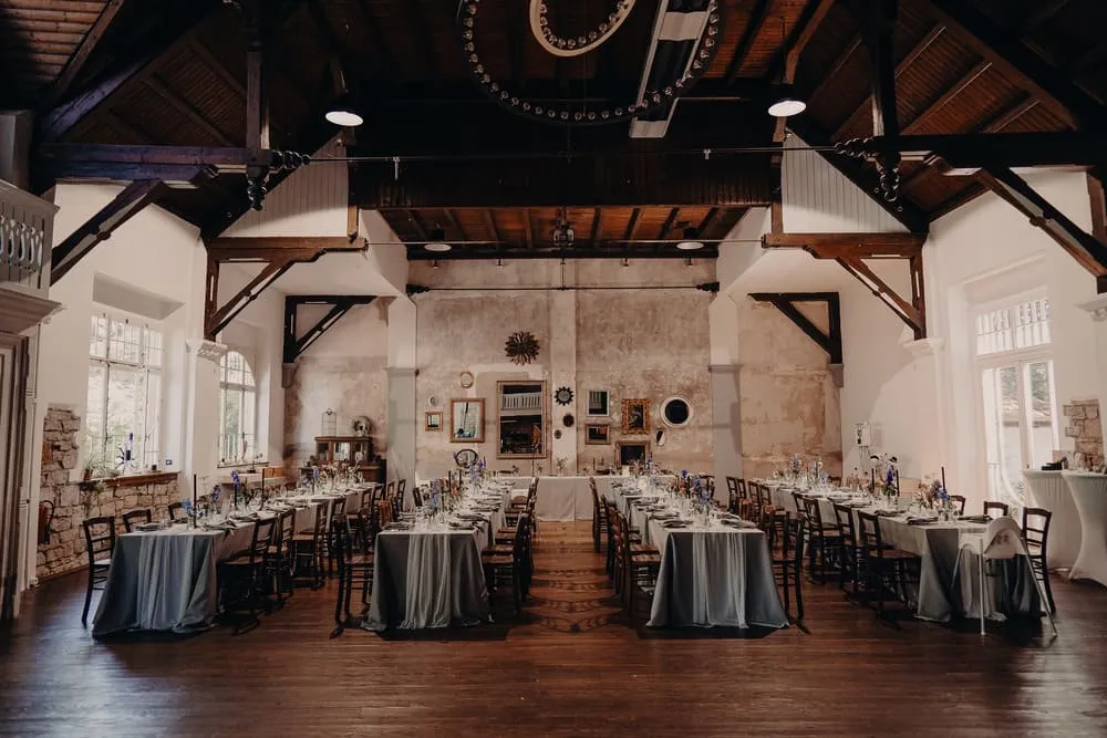 Festsaal der Festhalle Flonheim